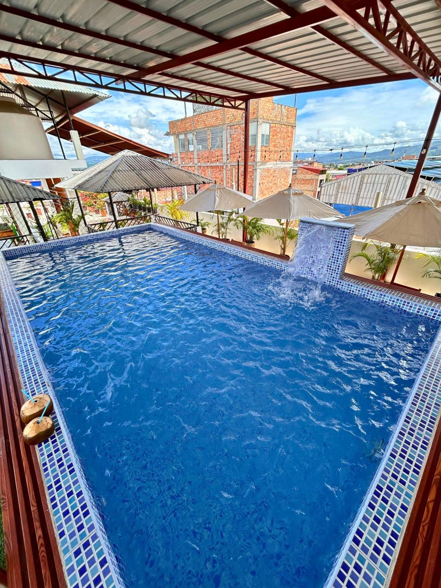 ホテル Residencial Brest Amazon タラポト エクステリア 写真